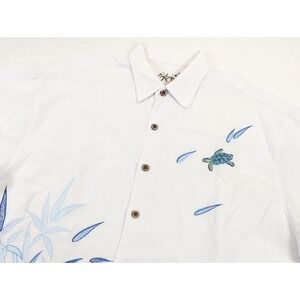 Bamboo Cay Turtle Shirt Mens Medium White Blue Button Up Embroidered Resort